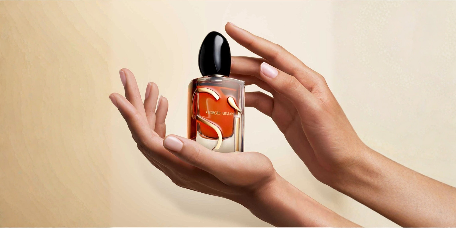 An image of Giorgio Armani Si Parfum