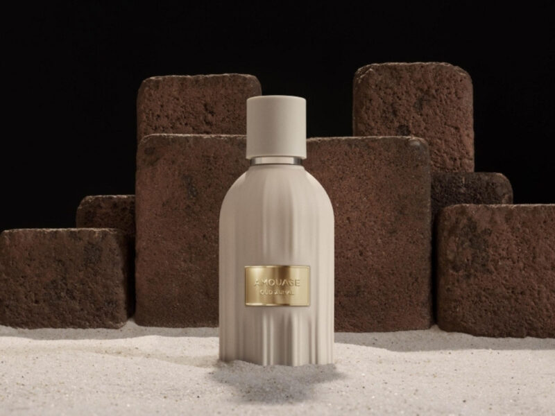 An image of AMouage Oud zuhal perfume