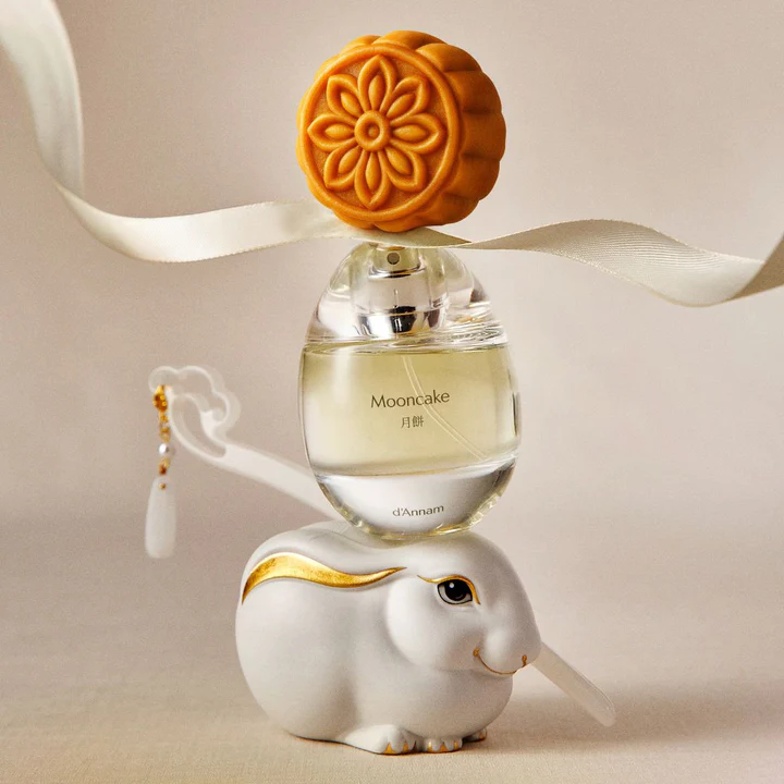 An image of D'Annam Moon cake perfume